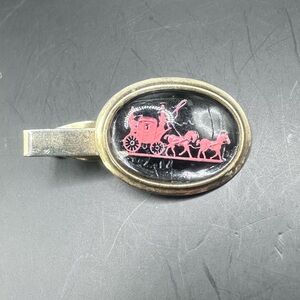 Collectible Vintage Tie Clip with Stagecoach under Glass